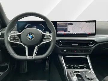 320i xDrive Lim. M Sport HUD AHK GSHD DrivAss AC