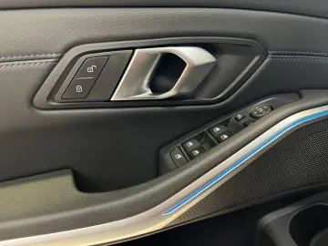 320d Lim. M-Sport NP 70.680 -HUD AHK Glasdach Dr