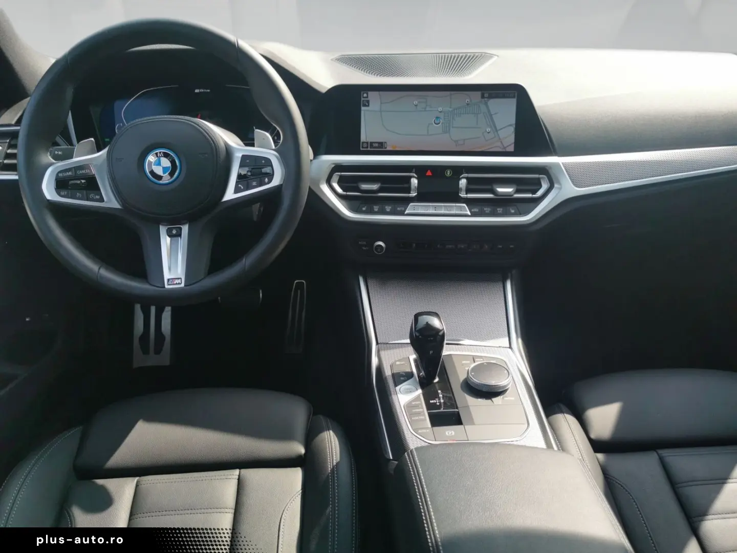 330e xDrive Limousine M SPORT HeadU ParkAs Glasd