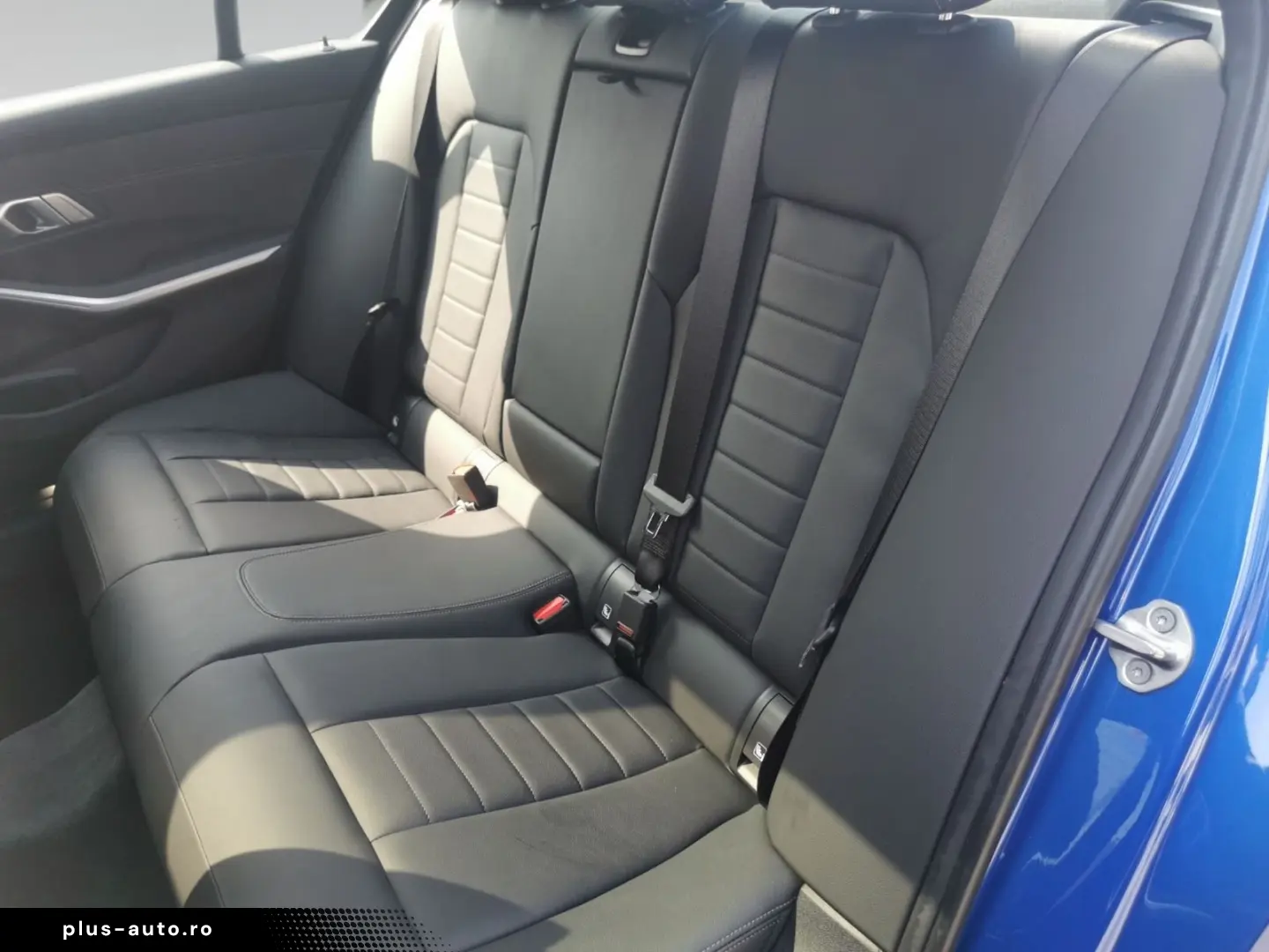 330e xDrive Limousine M SPORT HeadU ParkAs Glasd