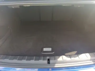 330e xDrive Limousine M SPORT HeadU ParkAs Glasd