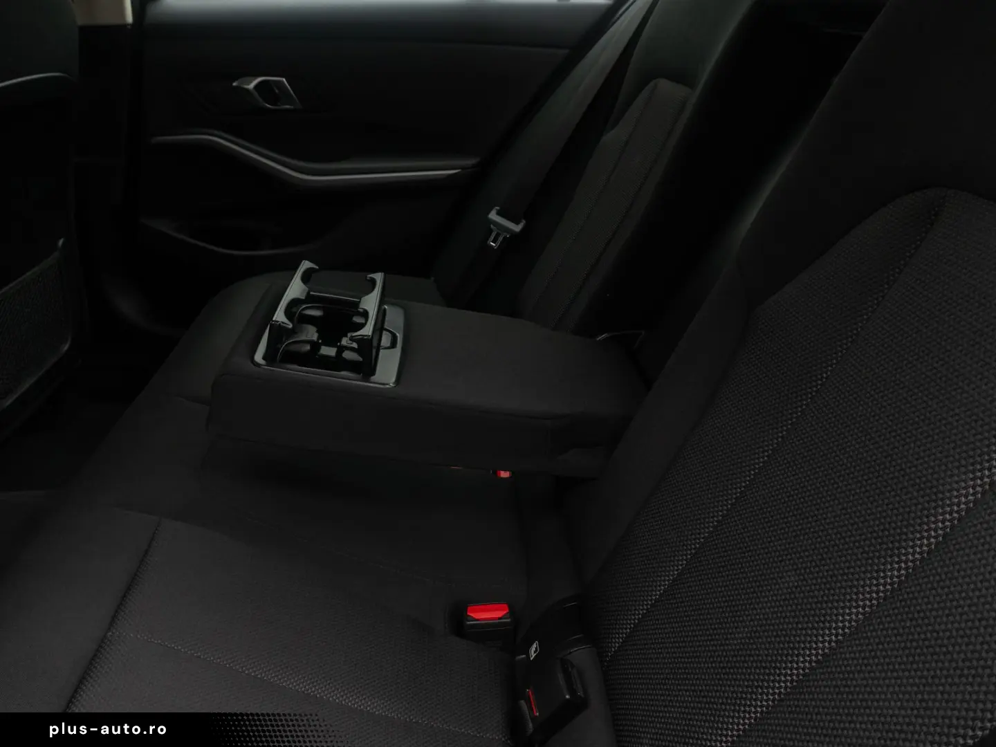 318i LED DAB PDC Cockpit  DigitalDisp