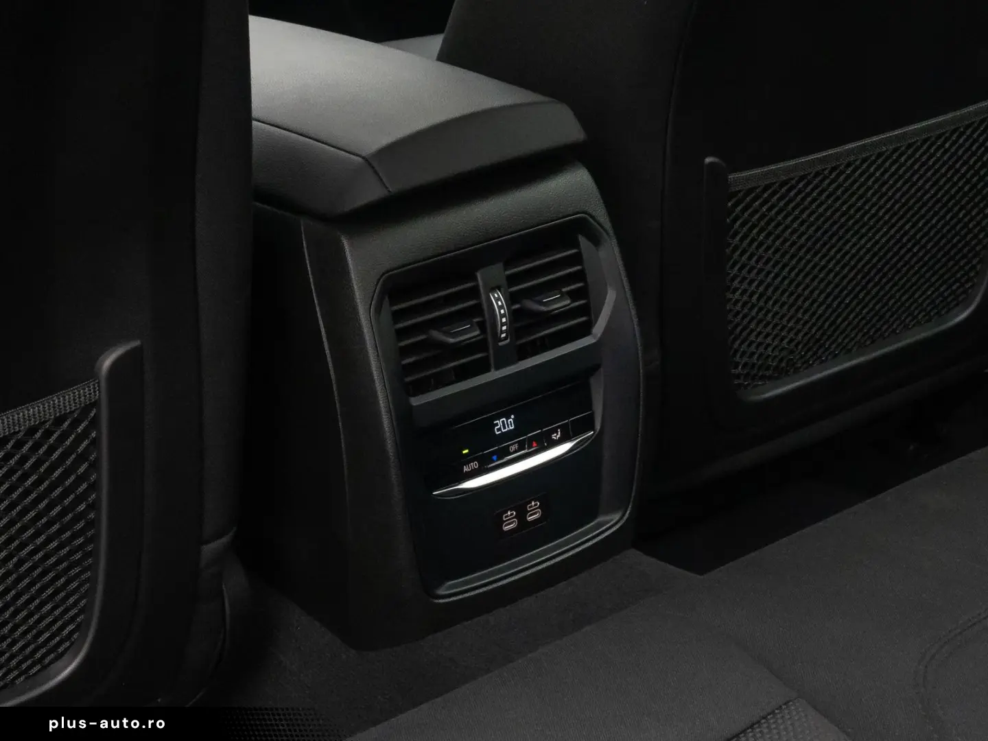 318i LED DAB PDC Cockpit  DigitalDisp