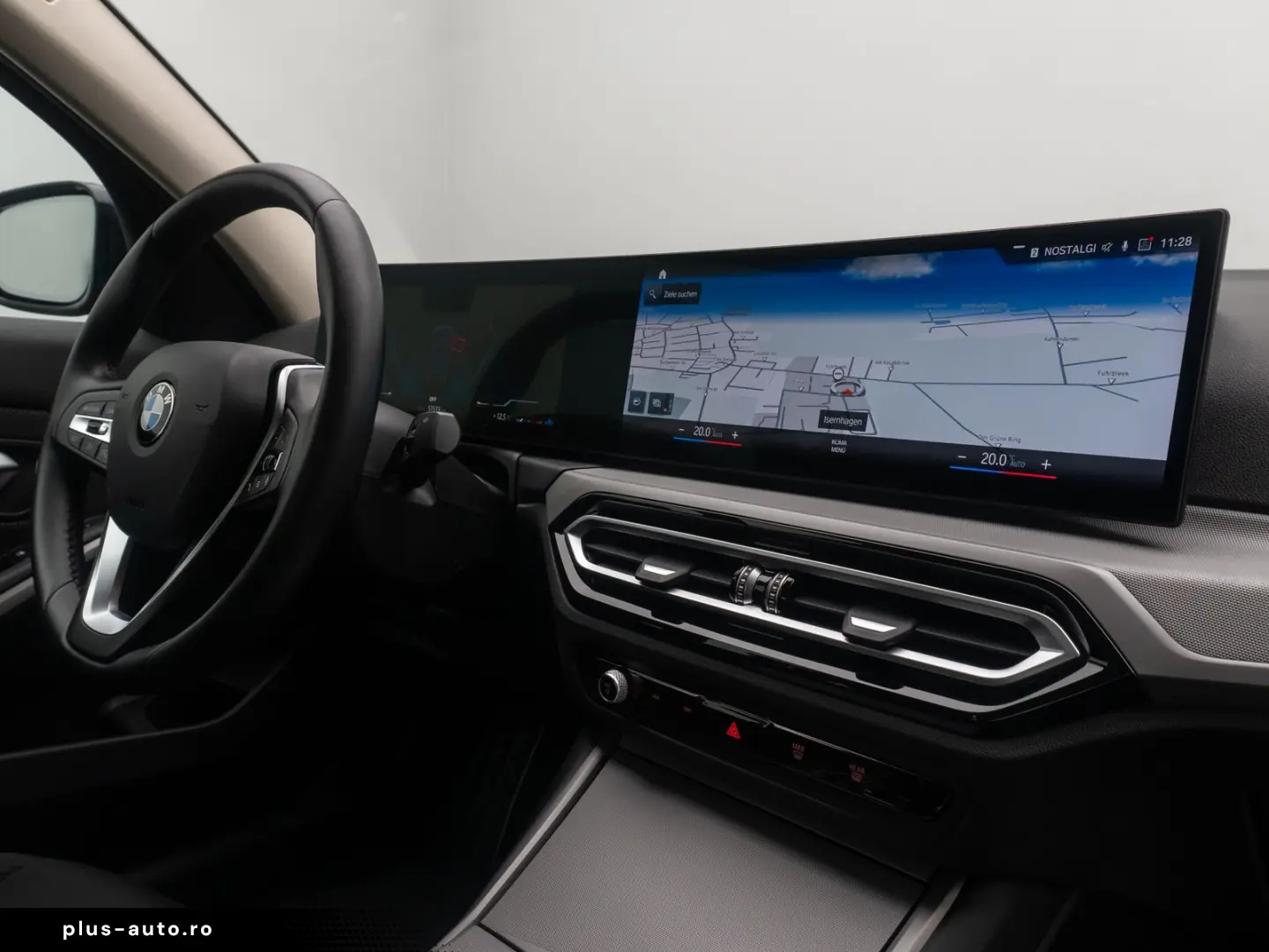 318i LED DAB PDC Cockpit  DigitalDisp