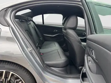 320d Limousine M Sport   360    Komfortzg.   Nav