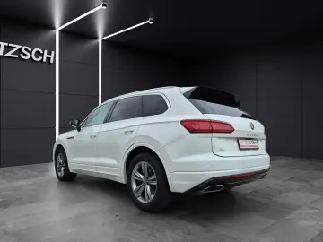 Touareg TDI R-Line 4M Matrix Luft Navi Pano Lede