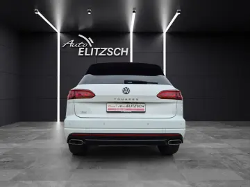 Touareg TDI R-Line 4M Matrix Luft Navi Pano Lede