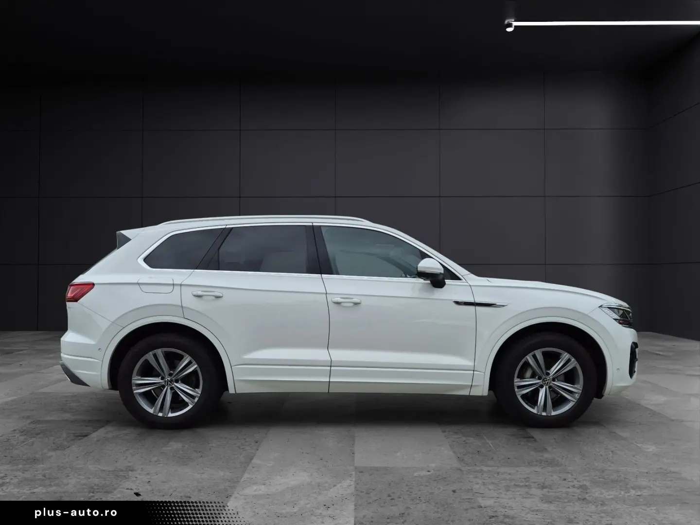 Touareg TDI R-Line 4M Matrix Luft Navi Pano Lede