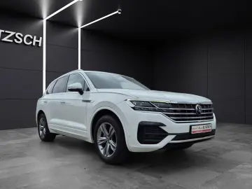 Touareg TDI R-Line 4M Matrix Luft Navi Pano Lede