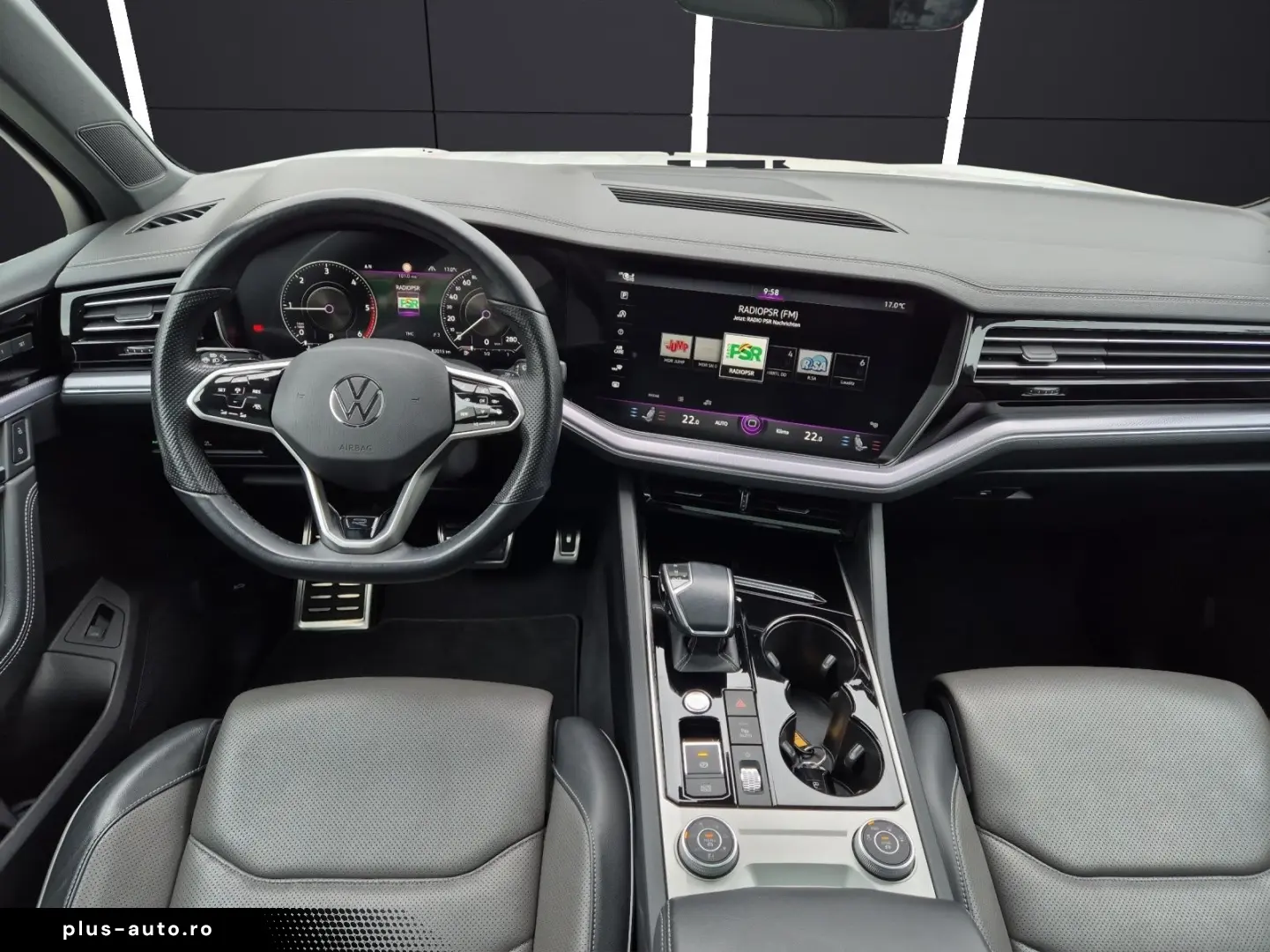 Touareg TDI R-Line 4M Matrix Luft Navi Pano Lede