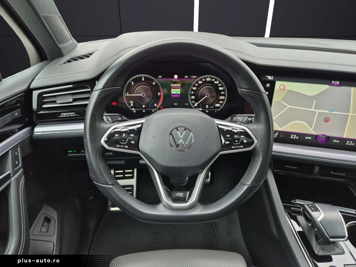 Touareg TDI R-Line 4M Matrix Luft Navi Pano Lede