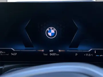 320i xDrive Limousine M Sportpaket HiFi DAB LED