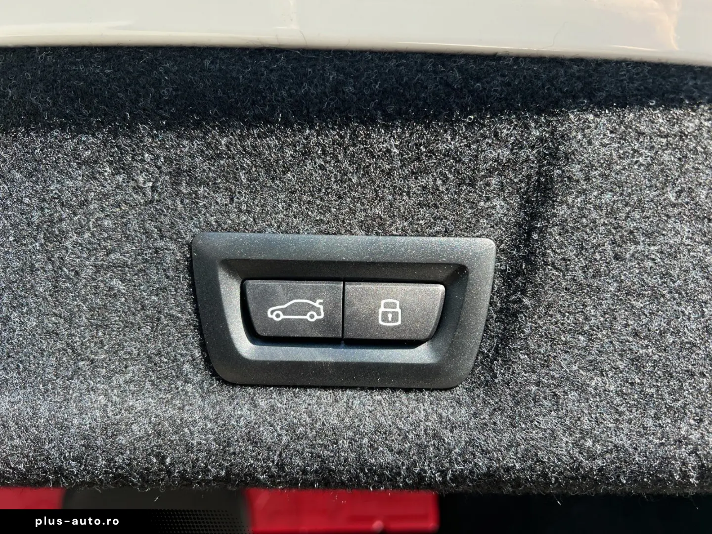 320i xDrive Limousine M Sportpaket HiFi DAB LED