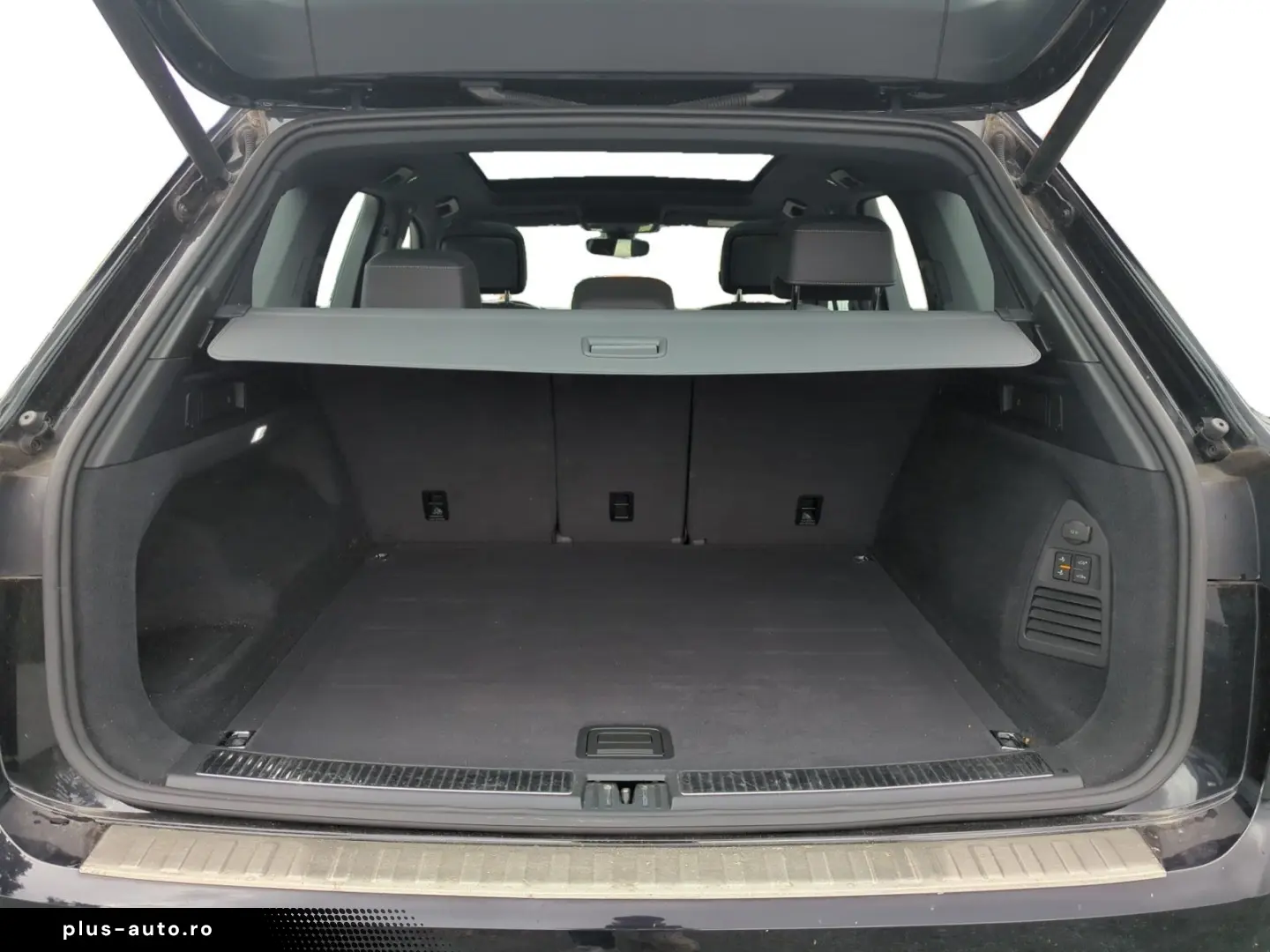 Touareg R-Line 3.0 TDI DSG 4M Pano Navi AHK 20