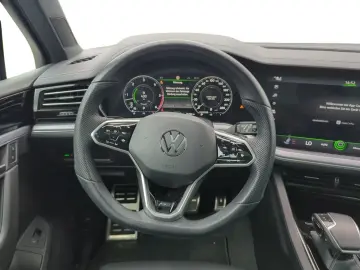 Touareg R-Line 3.0 TDI DSG 4M Pano Navi AHK 20