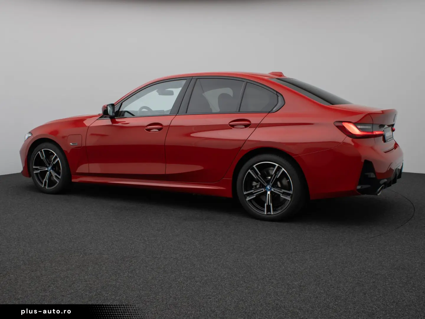 330e M Sport HUD DAB PDC Geschwindigkeitsreg