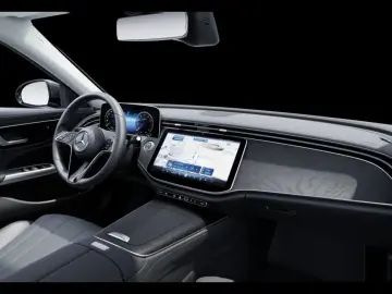 E 200 4M AVANTGARDE AMBIENTE DISTRO MBUX KAMERA