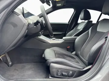 330i M SPORT PRO AdLED DAPr Glasd 360  H K 19