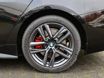 420d xDrive M-Sport Pro AHK LED ACC NAVI SHZ PDC