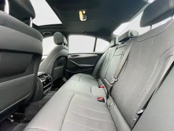 530e Lim. HUD GSHD Laser DrivAss Prof. ParkAss 4