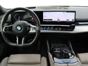 540dxDrive M Sport LASER LIGHT