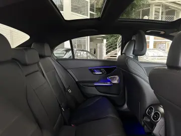 C 220 d 4M PANO DiSTRO HuD MEMORY 360  LED