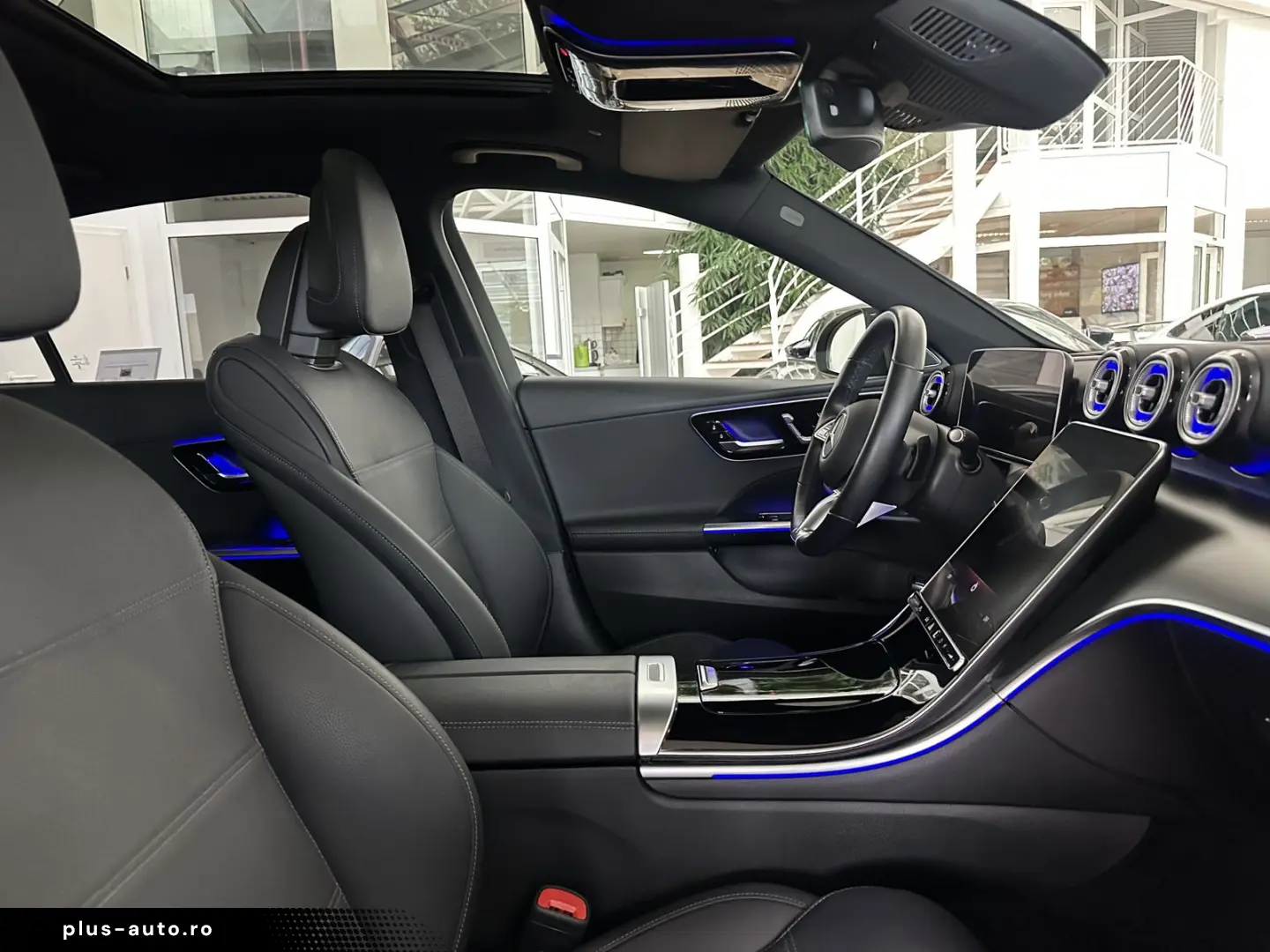 C 220 d 4M PANO DiSTRO HuD MEMORY 360  LED