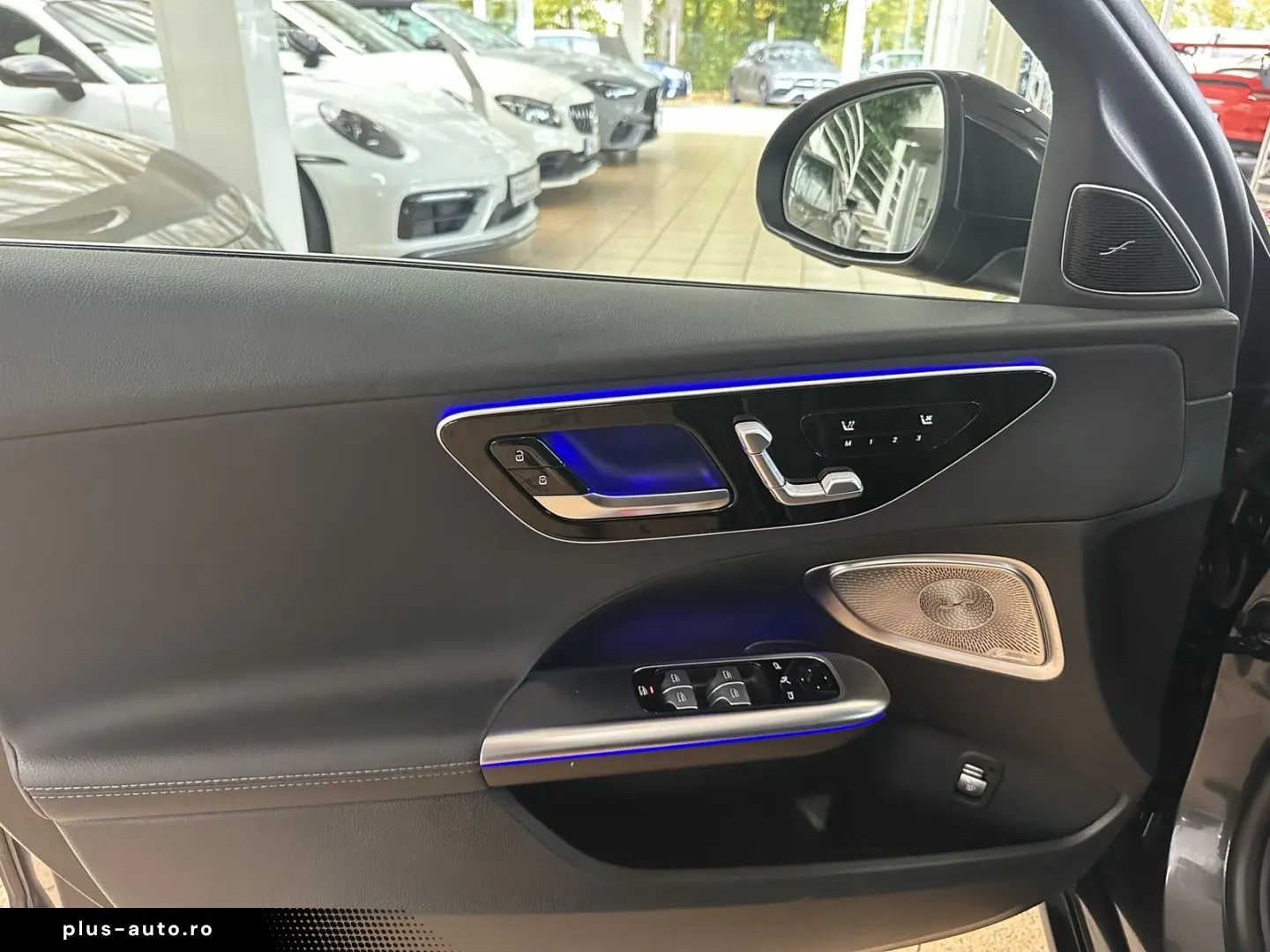 C 220 d 4M PANO DiSTRO HuD MEMORY 360  LED