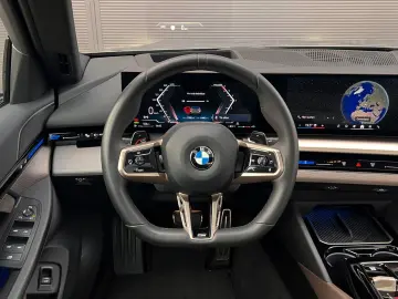 520d Lim. M Sport Pano HUD 360  DrivAss 20 Zoll