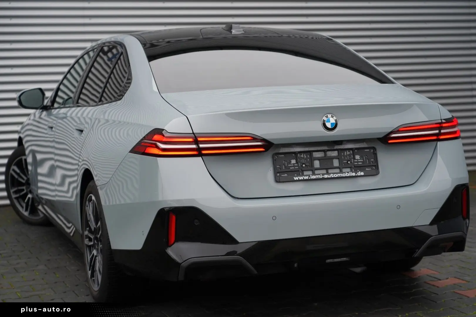 520i M Sport PANO H&K CARBON 360 HUD KEYLESS