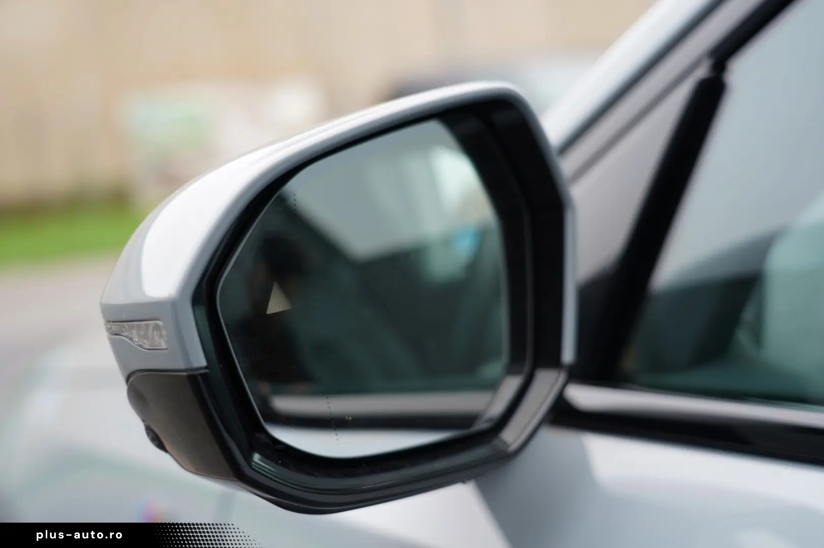 520i M Sport PANO H&K CARBON 360 HUD KEYLESS