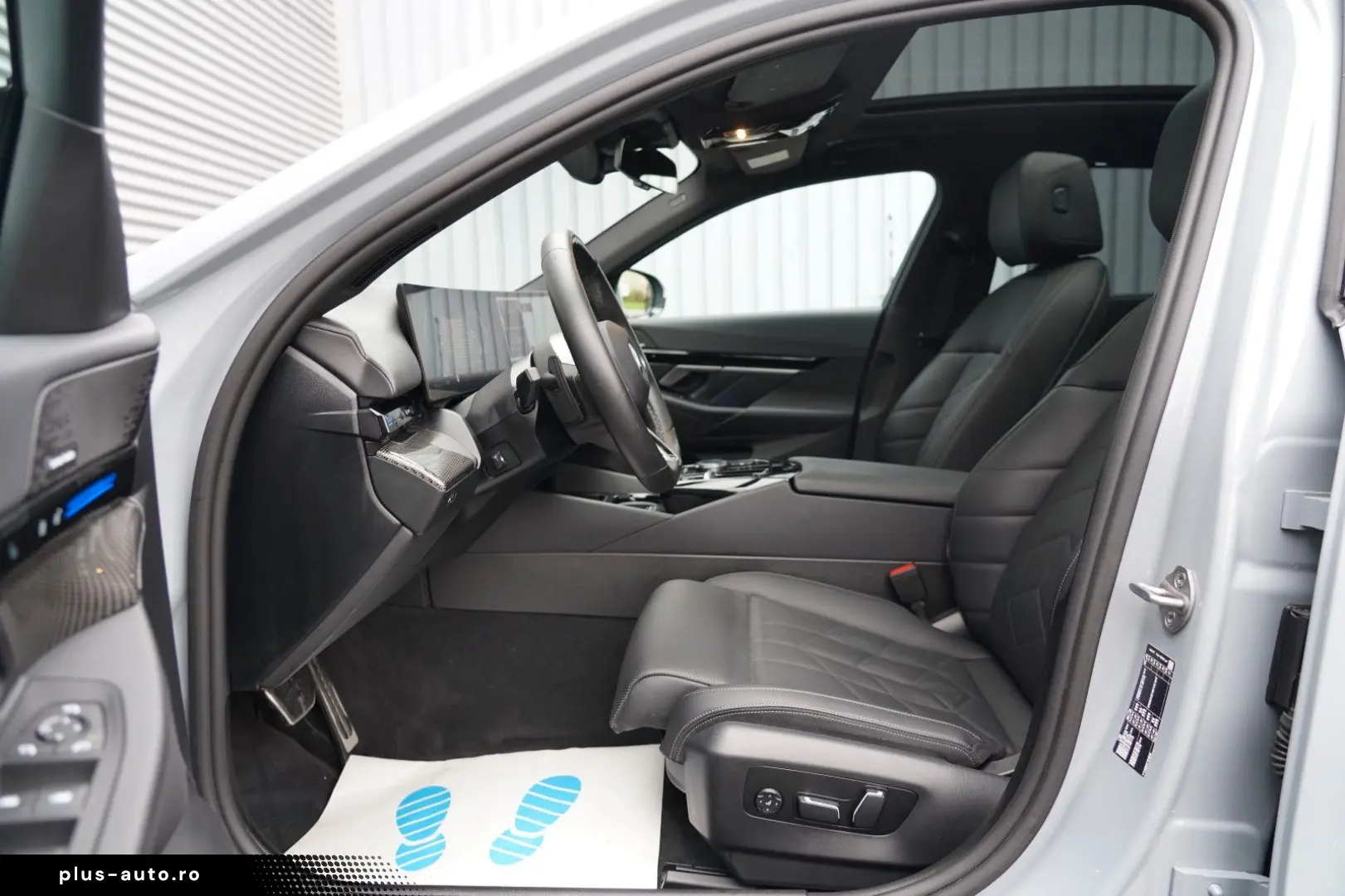 520i M Sport PANO H&K CARBON 360 HUD KEYLESS