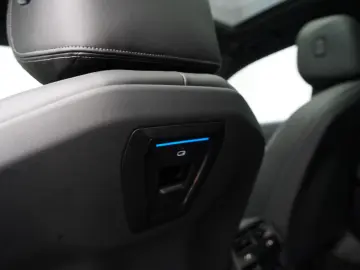 520i M Sport PANO H&K CARBON 360 HUD KEYLESS