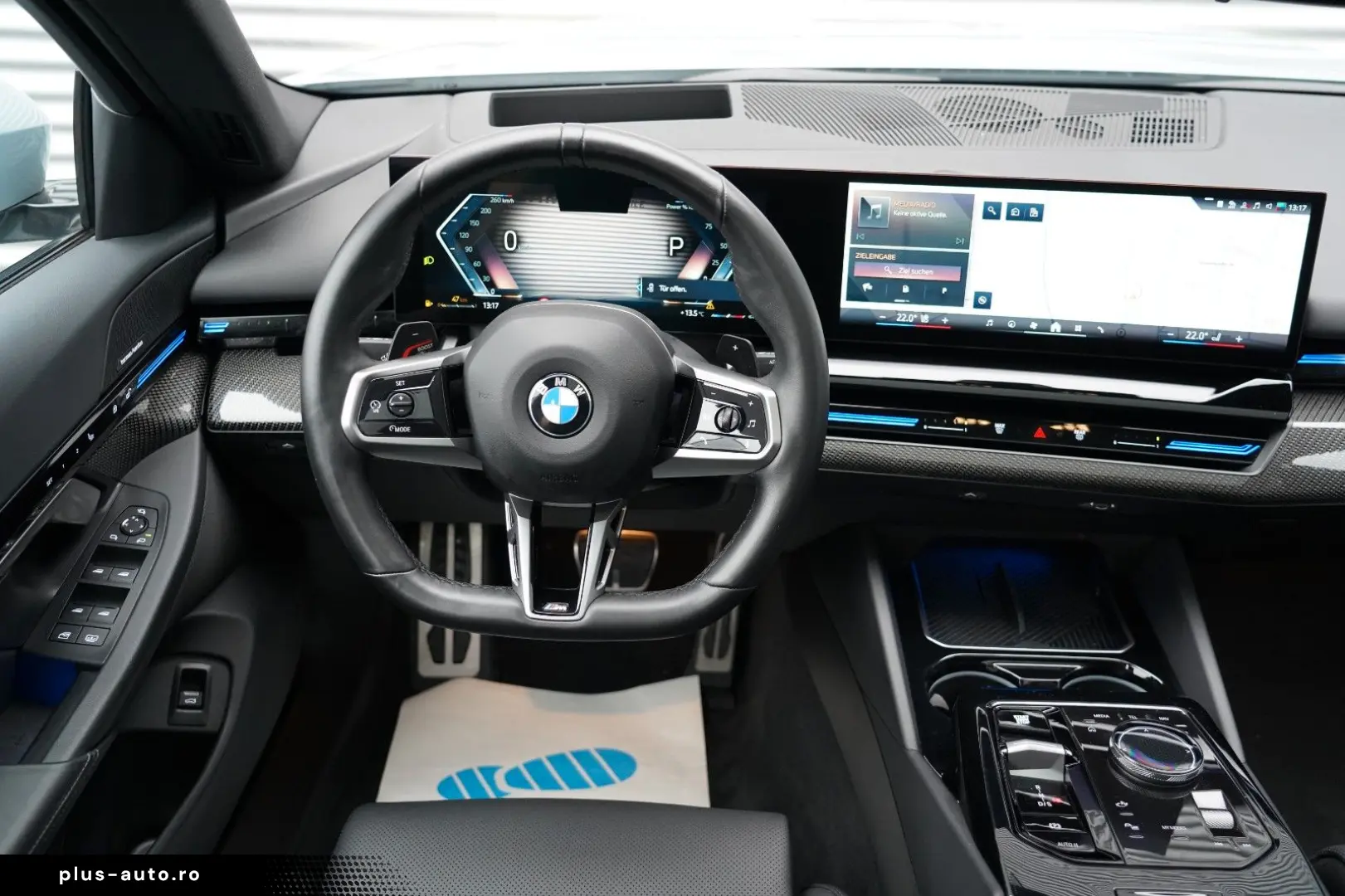 520i M Sport PANO H&K CARBON 360 HUD KEYLESS