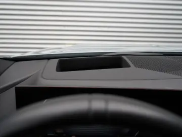 520i M Sport PANO H&K CARBON 360 HUD KEYLESS