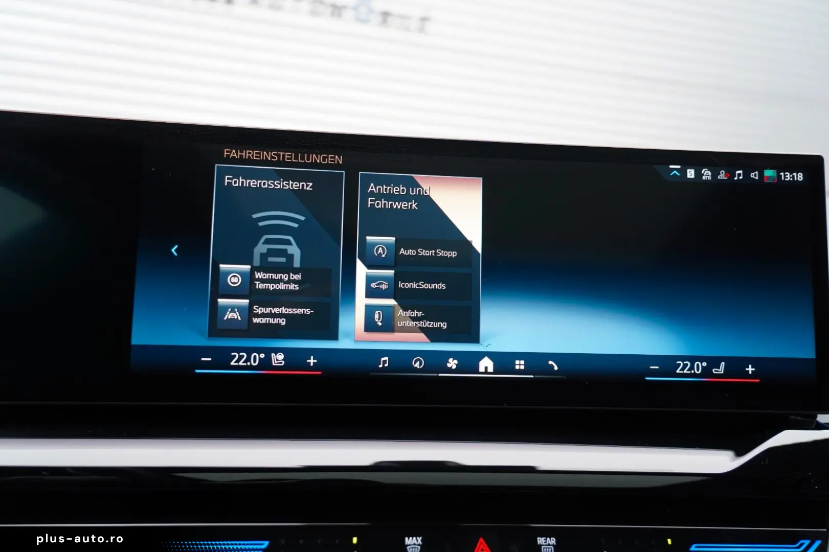 520i M Sport PANO H&K CARBON 360 HUD KEYLESS