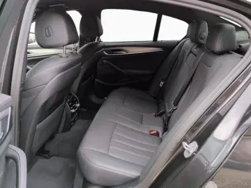 520d xDr M SPORT LiCoPr St Go Kam HiFi AHK 19