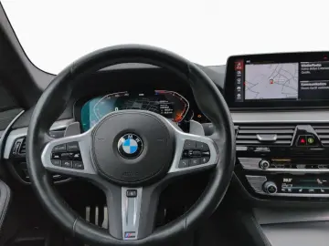 520d xDr M SPORT LiCoPr St Go Kam HiFi AHK 19
