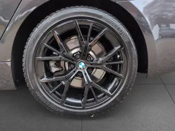 520d xDr M SPORT LiCoPr St Go Kam HiFi AHK 19