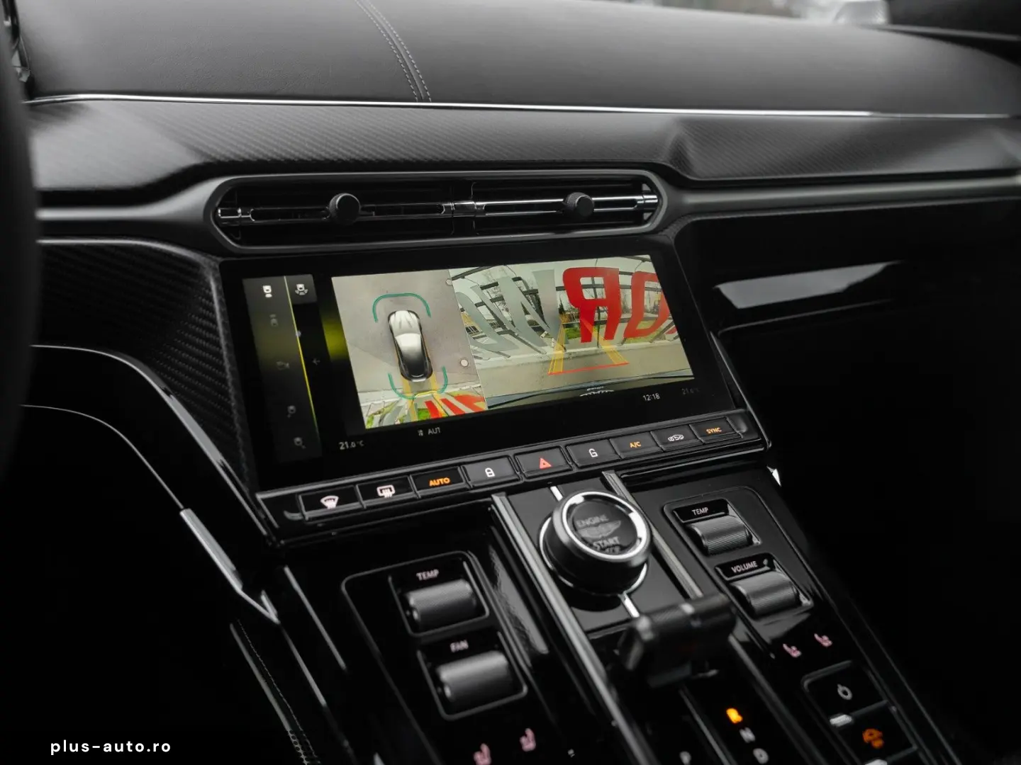 V8 Vantage MY25   Launch Pack   Bowers&Wilkins