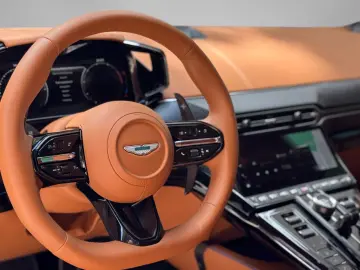 V8 Vantage MY25   Soundsystem