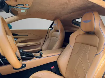 V8 Vantage MY25   Soundsystem