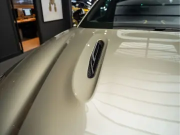 DBX 707 4.0 V8 Stoelventilatie Pano 4.0 V8 707 A