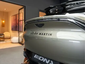 DBX 707 4.0 V8 Stoelventilatie Pano 4.0 V8 707 A