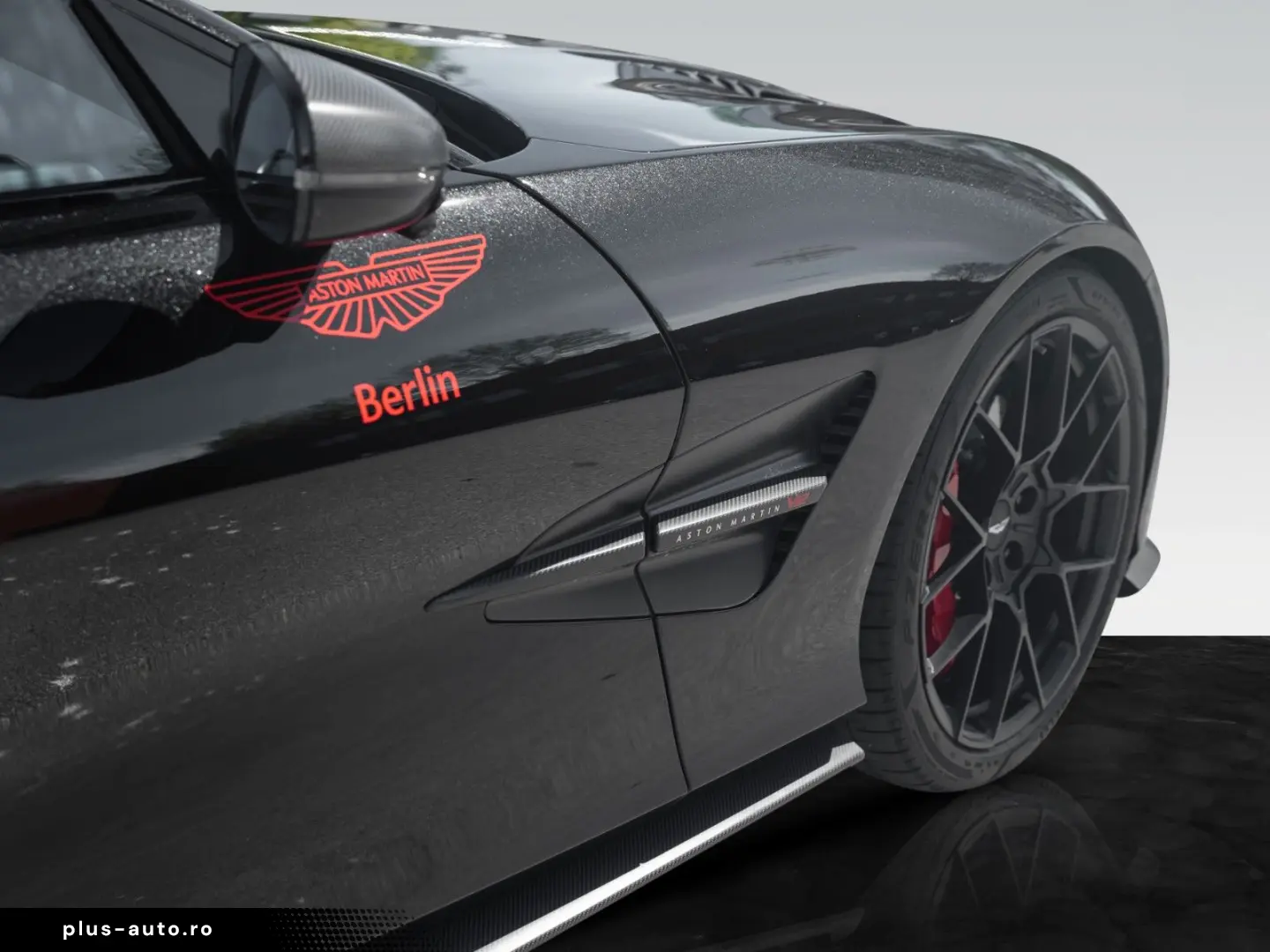 Vanquish   Full Satin Carbon