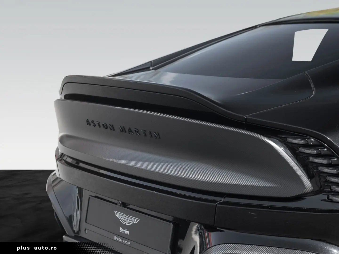 Vanquish   Full Satin Carbon