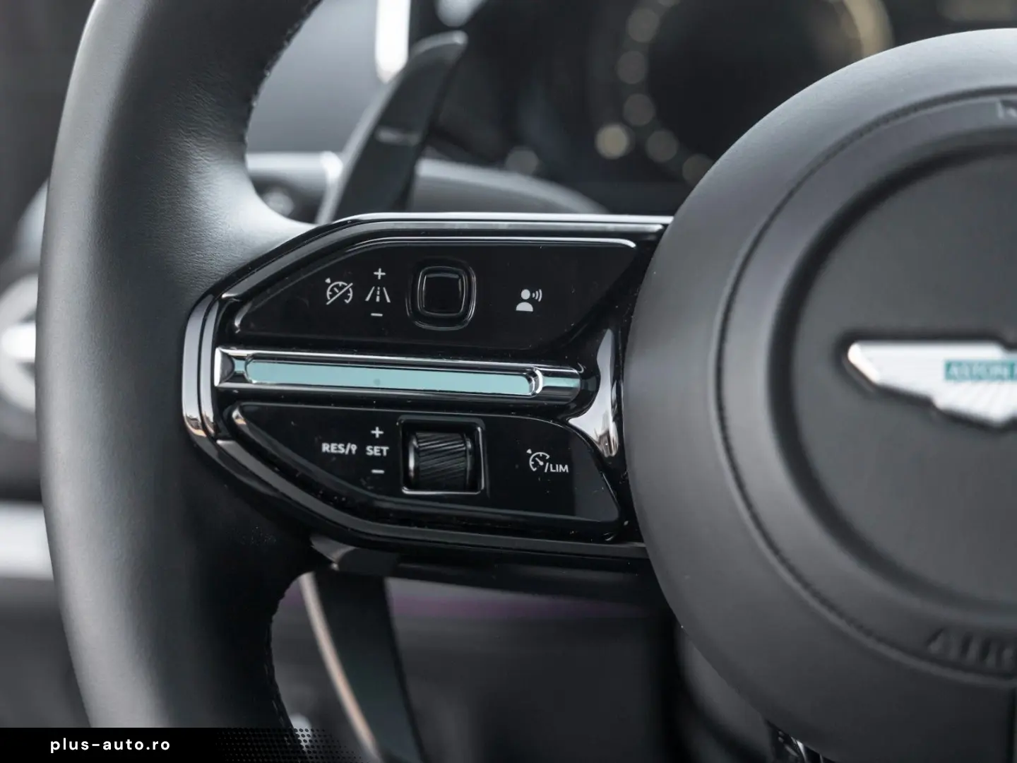 Vanquish   Full Satin Carbon