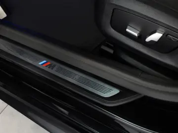 530d xDrive Limo. M Sport LASER MEMORY HUD RFK