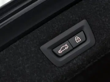 530d xDrive Limo. M Sport LASER MEMORY HUD RFK