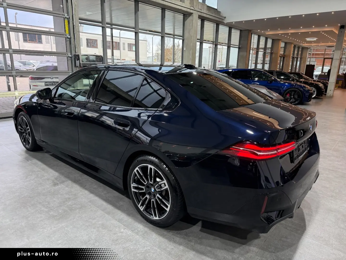 520 i M Sport Carbon Memory H&K HUD  Live Cockpi